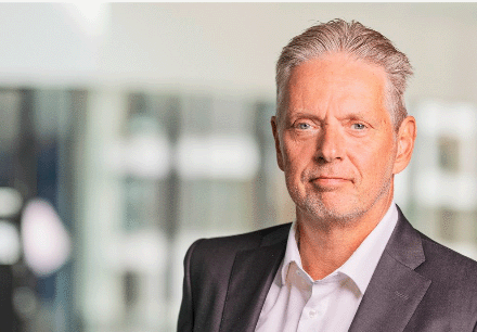 Helge Petersen 440X306