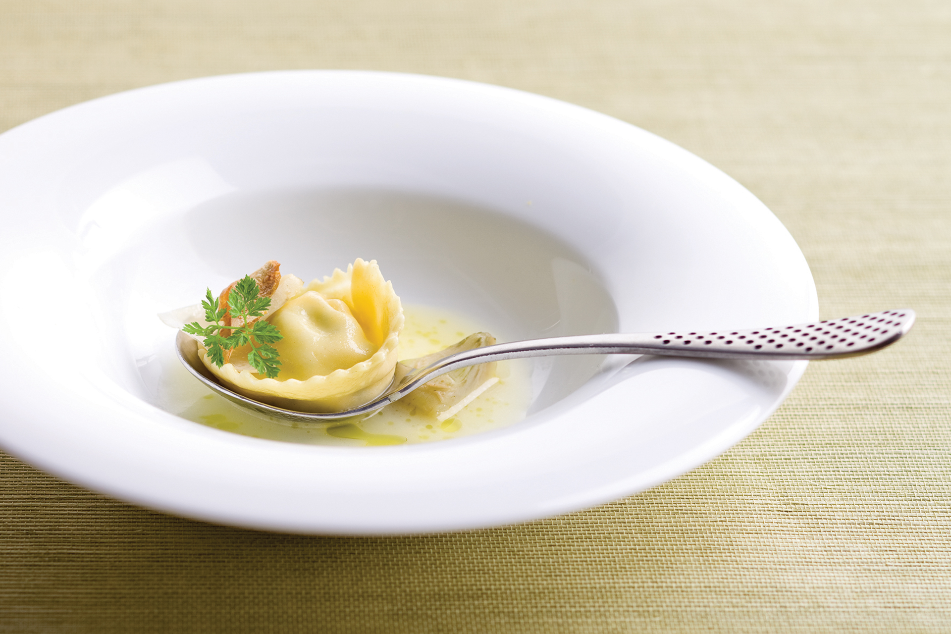 dinner-for-one-1-1920x1280.jpg