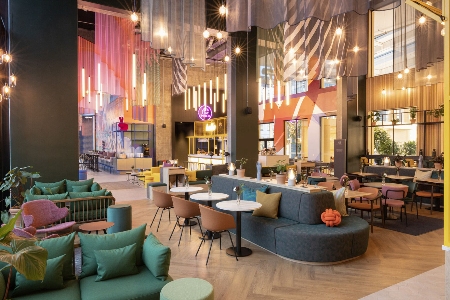 Fællesområde hos Ibis Styles Copenhagen Ørested. Foto: PR