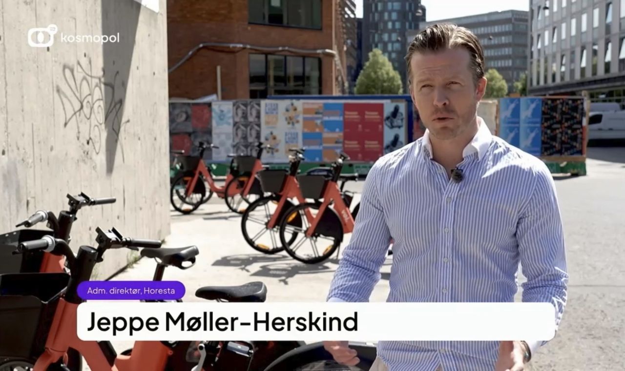 Jeppe Møller-Herskind kommenterede debatten om begrænsningen af delecykler i TV2 Kosmopol onsdag.